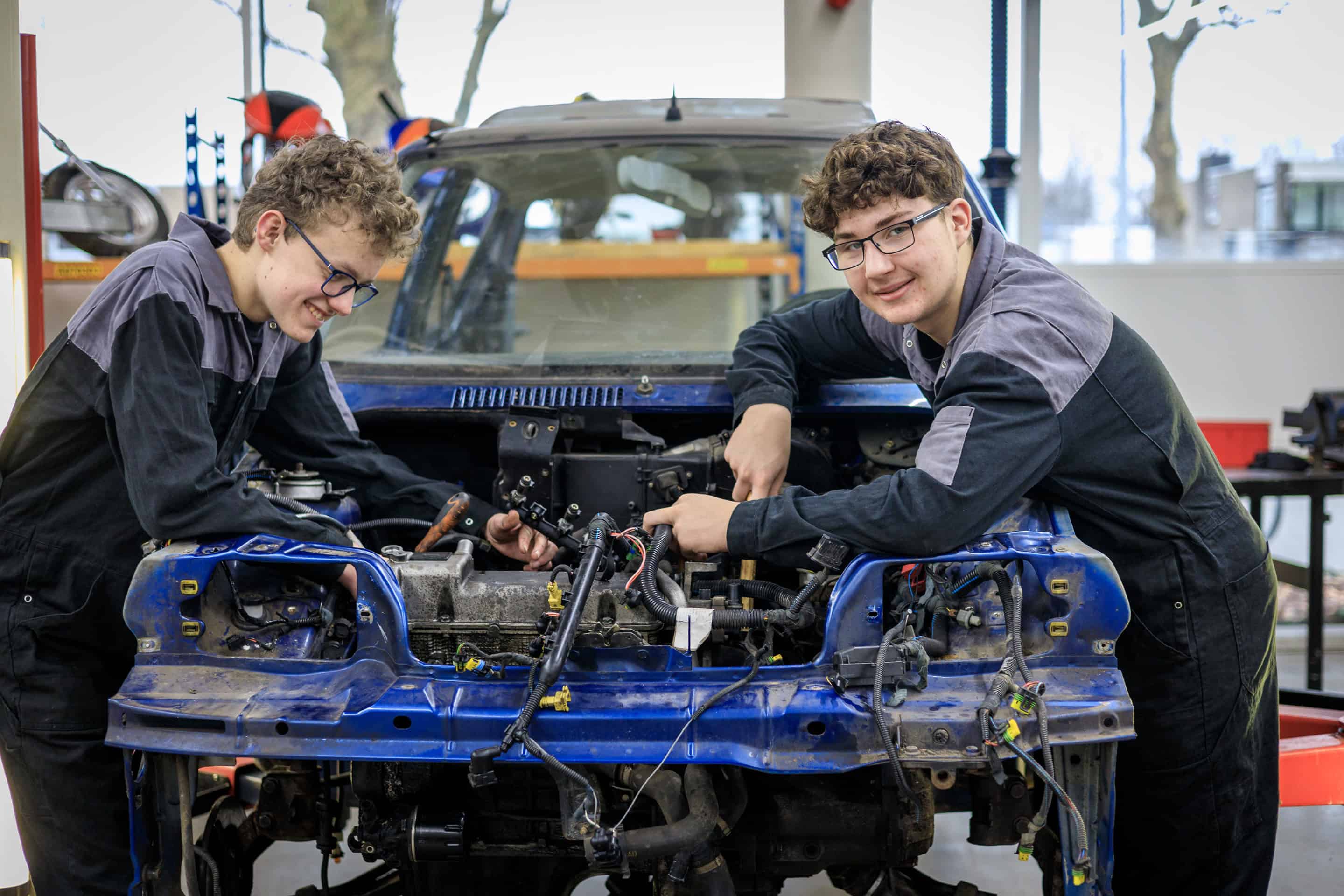Rotterdam companies can donate leftover materials to schools MateriaalMaatjes launches in Rotterdam, connecting companies with schools that can reuse surplus materials and tools in practical technical education.